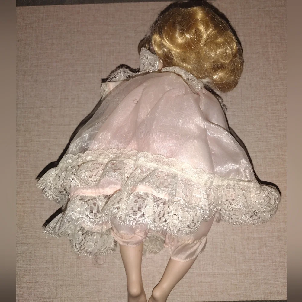 Vintage Beautiful Porcelain Collectors Doll 12